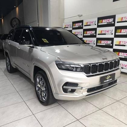 JEEP COMMANDER 2.0 TD380 TURBO DIESEL OVERLAND AT9 JEEP COMMANDER 2.0 TD380 TURBO DIESEL OVERLAND AT9